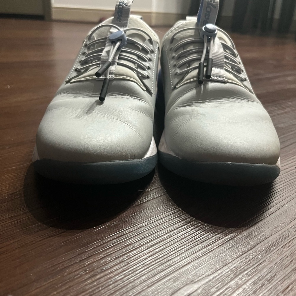 Clove Shoes 9.5 - Picture 5 of 5